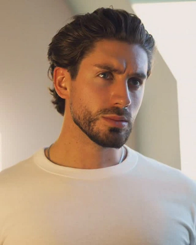 Medium Slick Back Style