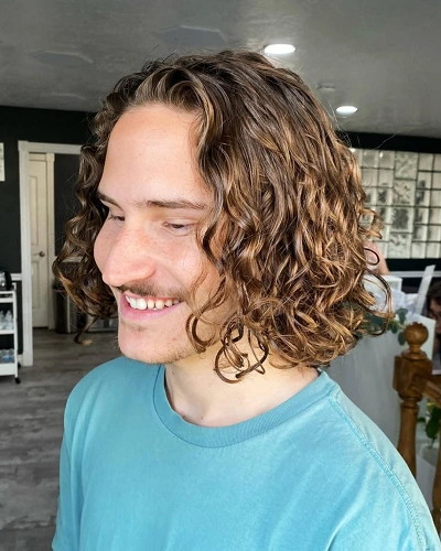 Shoulder Length Curly Flow