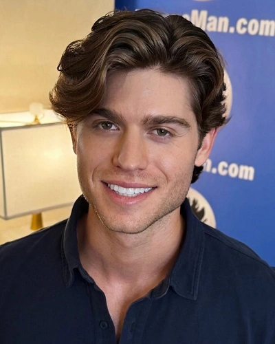 Side Part Wavy Haircut